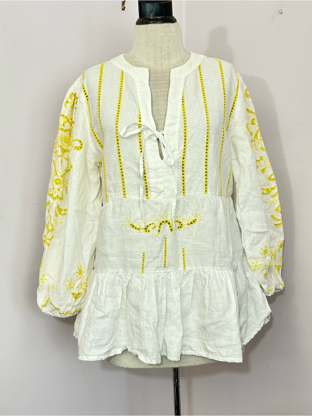 Greek Archaic Kori Linen Embroidered Top